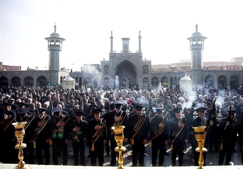 برپایی دسته عزای خادمان حرم حضرت معصومه(س)