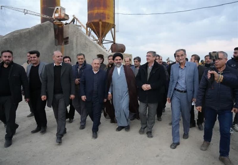 تأکید استاندار لرستان بر تکمیل پروژههای نیمهتمام ازنا