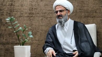 تأکید امام جمعه سمنان بر لزوم پاسخگویی به سوالات جوانان