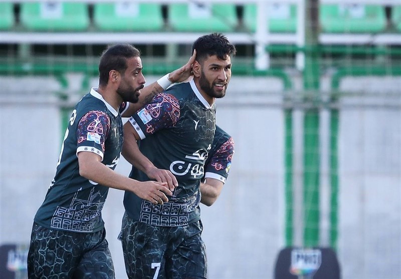 تساوی یک نیمهای ذوبآهن و نساجی