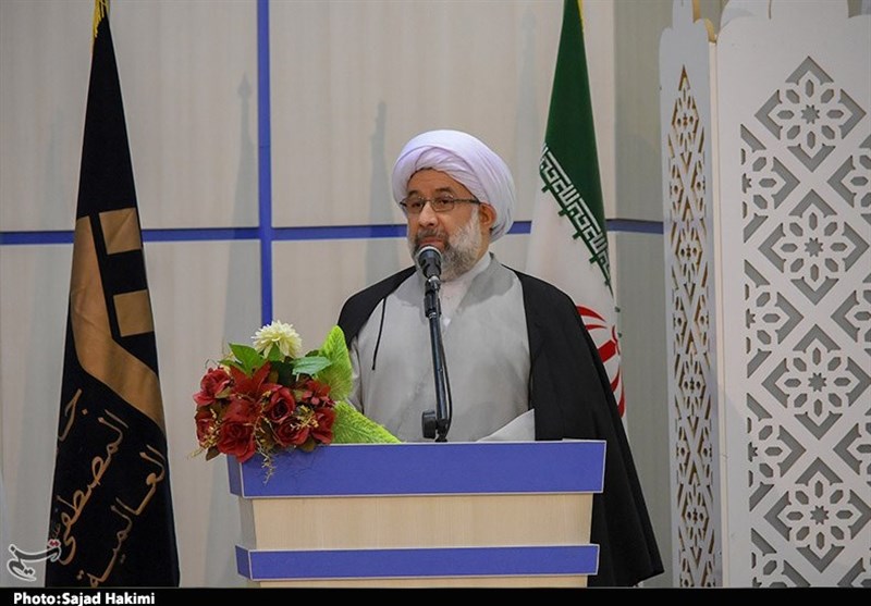 تقویت تعامل و همکاریها بین حوزههای علمیه قم و نجف