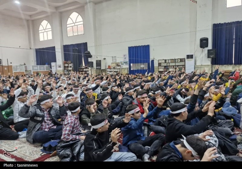 جشن تکلیف 1800 دانشآموز در اسلامشهر و چهاردانگه برگزار شد