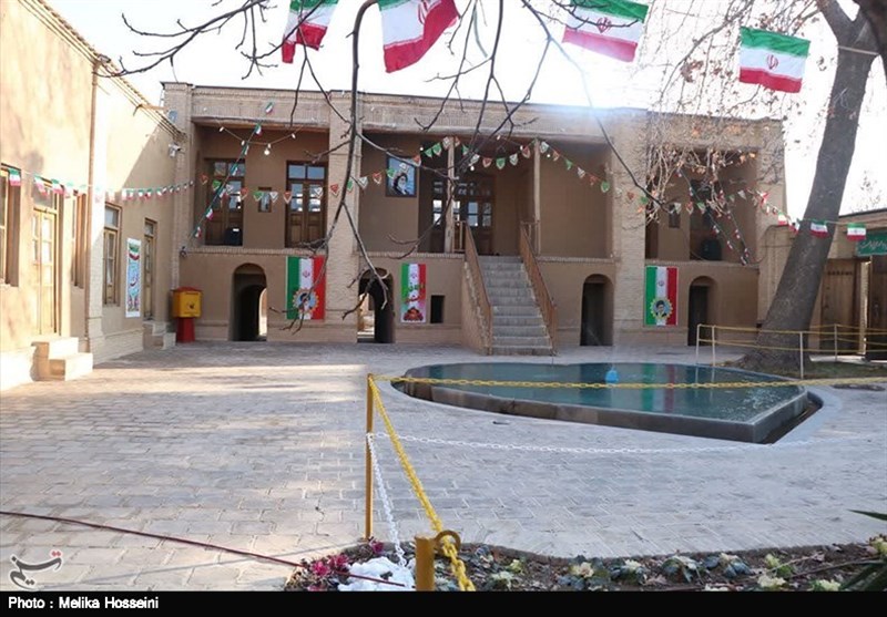 دهه فجر انقلاب اسلامی , امام خمینی ,