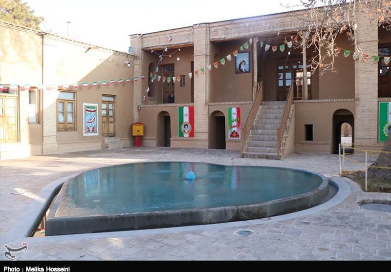 دهه فجر انقلاب اسلامی , امام خمینی ,