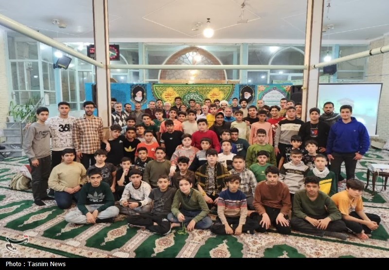 حال و هوای معنوی اعتکاف در مساجد چهارمحال و بختیاری+فیلم