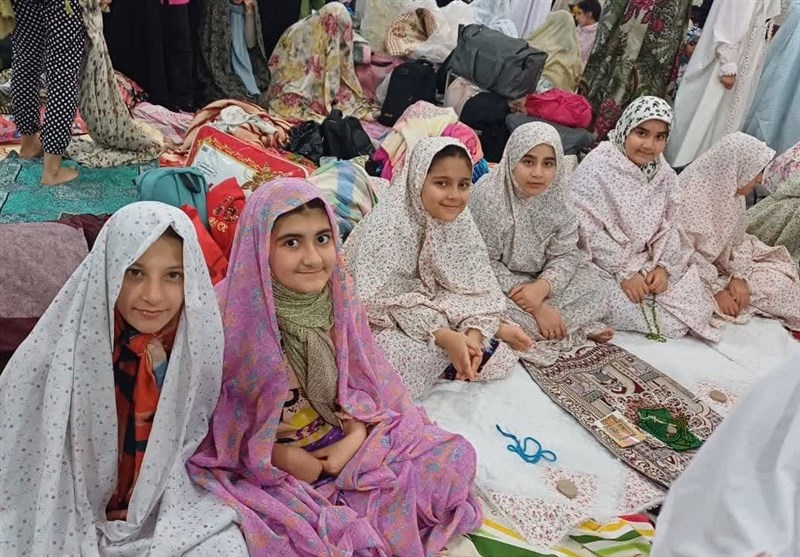 حضور پررنگ دهه هشتادیها و نودیها در اعتکاف+تصاویر