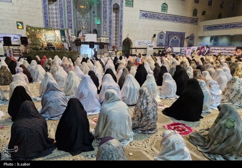_حضور_ _2500_ _دانش__آموز_ _اسلامشهر_ _در_ _آیین_ _معنوی_ _اعتکاف_
