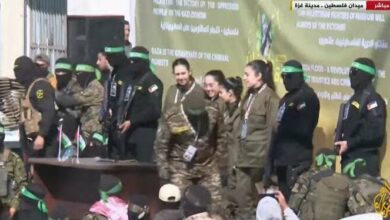 حماس ۴ اسیر اسرائیل را به صلیب سرخ تحویل داد+ تصاویر