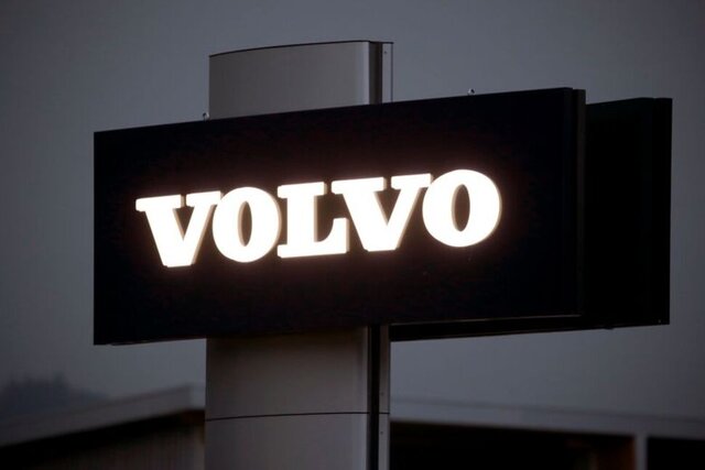 _خودروهای_ _برقی_ _ولوو_ _گل_ _کاشت_