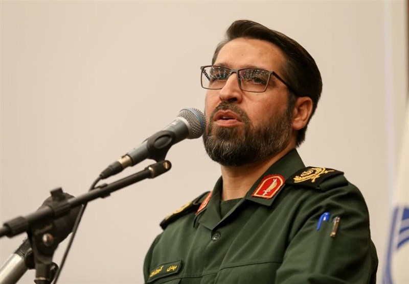 دانشجویان بسیجی از مسؤلان مطالبهگری آگاهانه داشته باشند