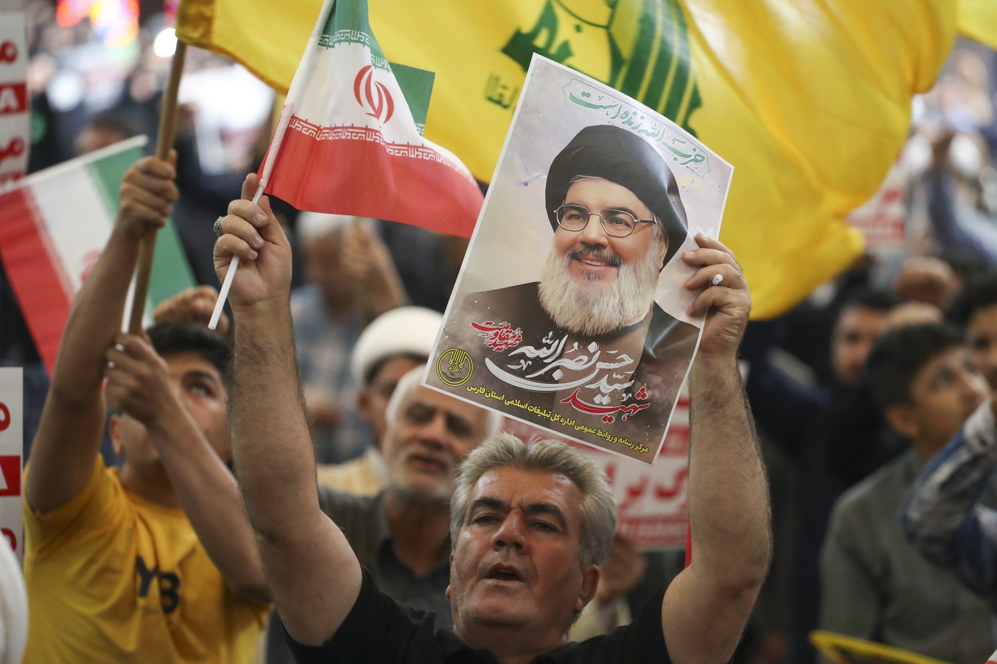 درخواست تشییع شهید سید حسن نصرالله در ایران از سوی دانشجویان