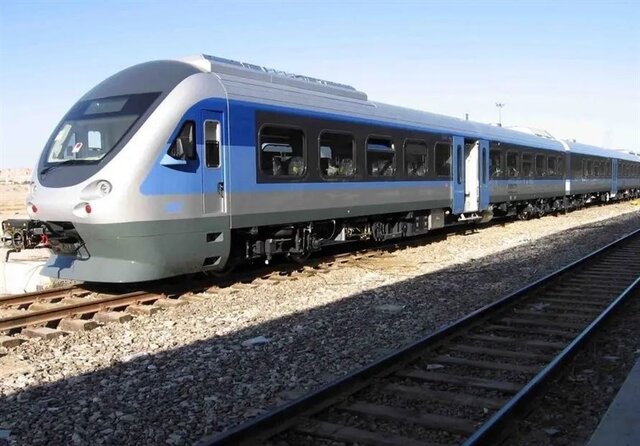 راهاندازی قطار تندروی تهران – مشهد در دهه فجر