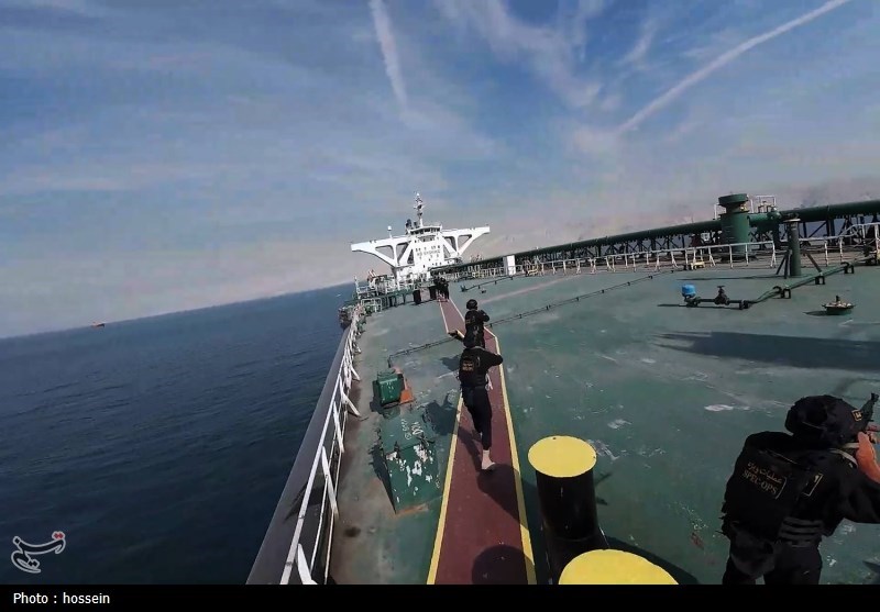 رونمایی از تکنولوژیهای جدید در رزمایش دریایی پیامبر اعظم 19