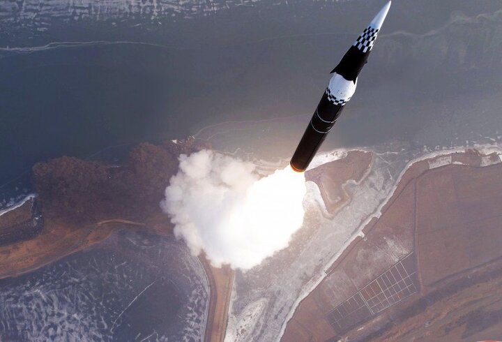 شلیک چندین موشک بالستیک توسط کرهشمالی