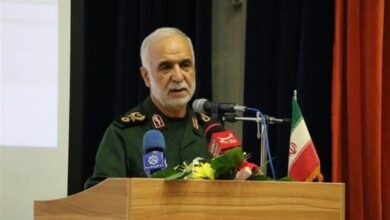 شهید سلیمانی به ما یاد داد در خاکریز اول با دشمن بجنگیم