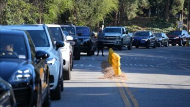 «لسآنجلس» در حصار آتش؛ ساکنان علیه تبعیض و انتظارهای طولانی خشمگین هستند