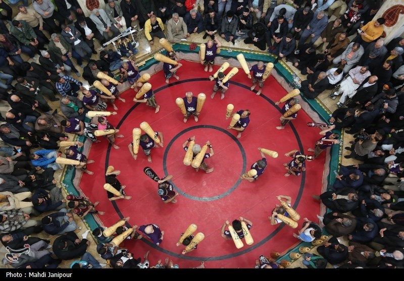 مراسم جشن میلاد مولا در زورخانه علی بن ابیطالب(ع) اصفهان