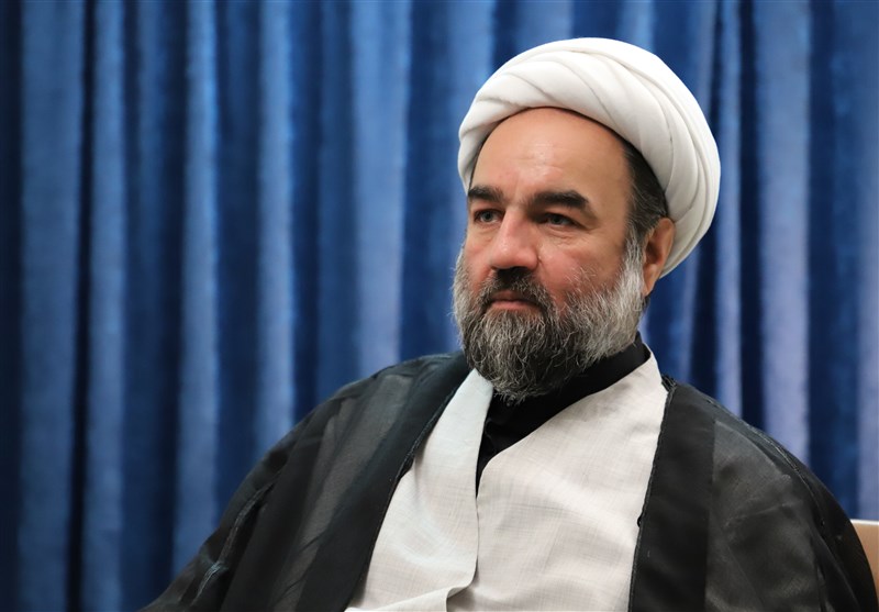 موافقت نماینده ولیفقیه با مطالبات مولوی حسینزهی