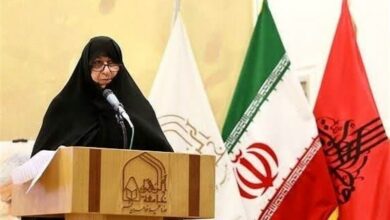 نخبگان نقشه راه تحول حوزه علمیه را ترسیم کنند