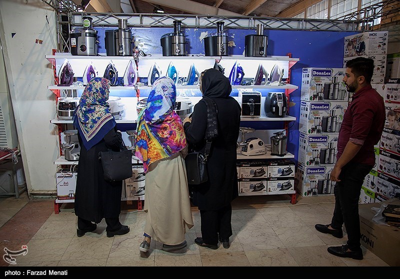 نمایشگاه تخصصی پوشاک و جهیزیه در اراک برگزار میشود