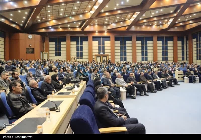 هنرمندان فاصلههای اجتماعی را با ابزار هنر کاهش دهند+ تصویر