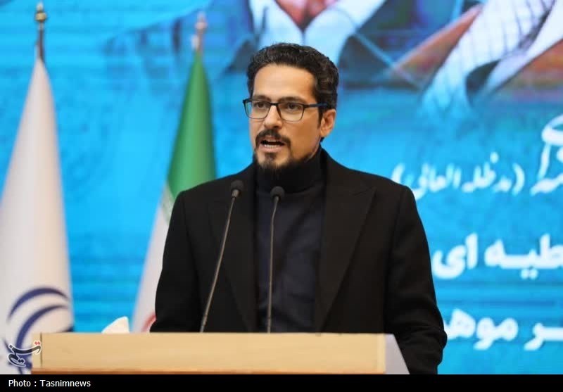 هنرمندان فاصلههای اجتماعی را با ابزار هنر کاهش دهند+ تصویر