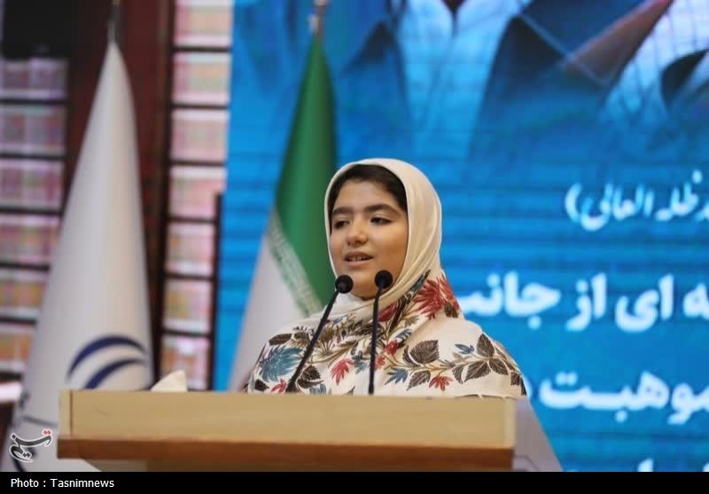 هنرمندان فاصلههای اجتماعی را با ابزار هنر کاهش دهند+ تصویر