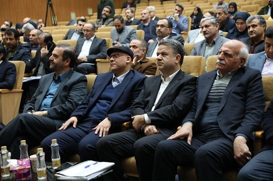 وعده تسهیل واردات و تامین مواد اولیه برای تامین بازار شب عید