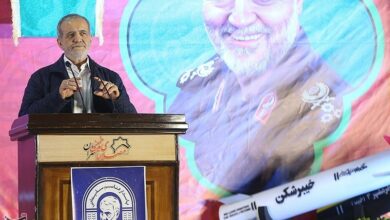 پزشکیان: راه شهید سلیمانی را با افتخار ادامه میدهیم