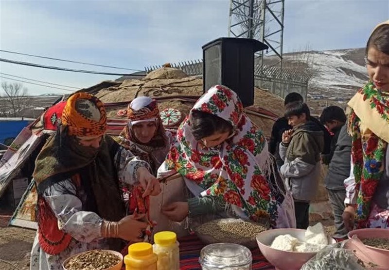 آغاز جشنواره تولیدات زنان عشایری استان اردبیل + تصاویر