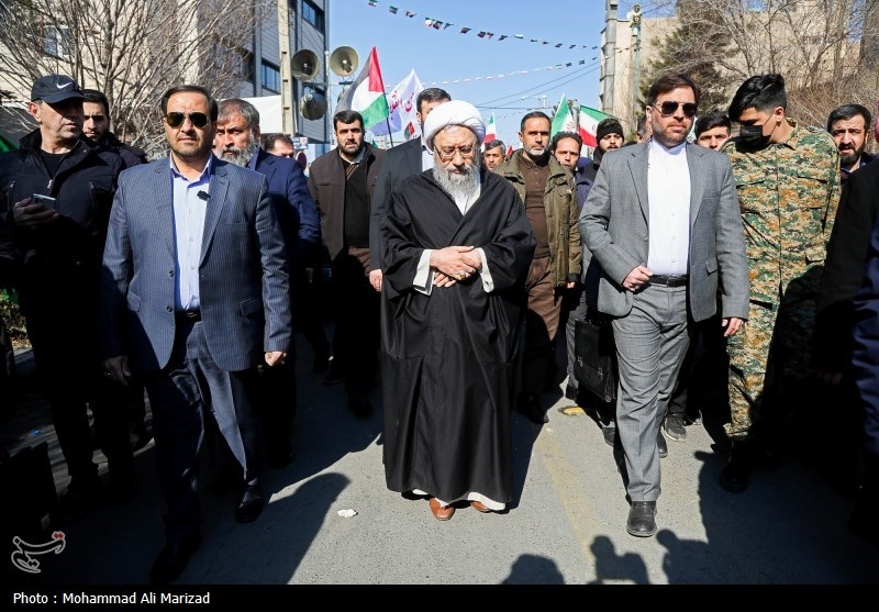 از نیجریه تا فرانسه؛ همه در یک صف کنار انقلاب + فیلم