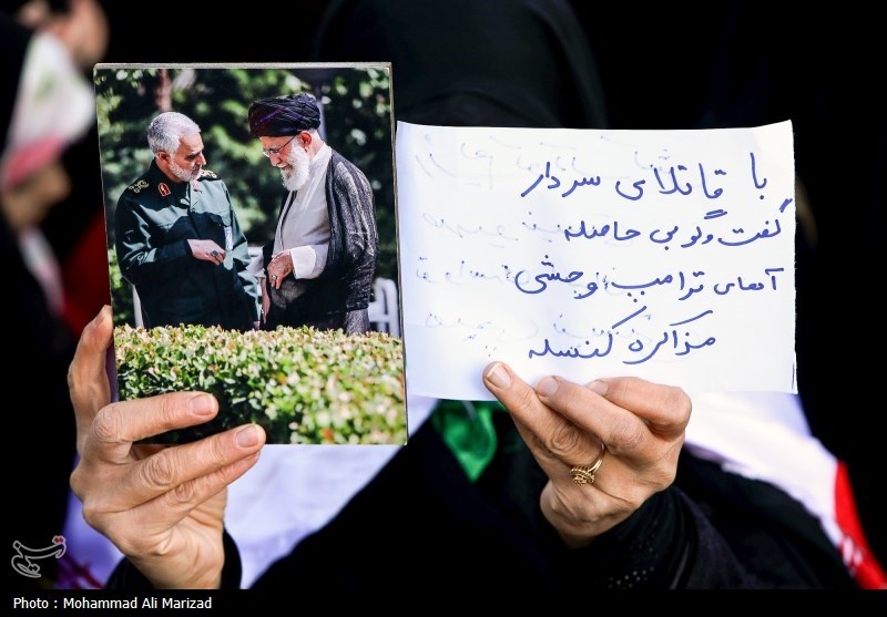 از نیجریه تا فرانسه؛ همه در یک صف کنار انقلاب + فیلم