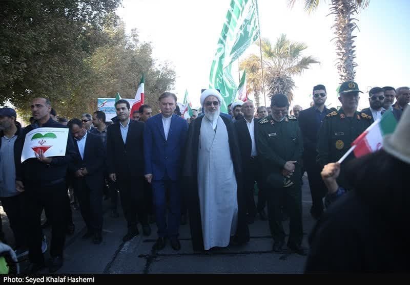استاندار بوشهر: اقتدار ایران به رخ جهانیان کشیده شد