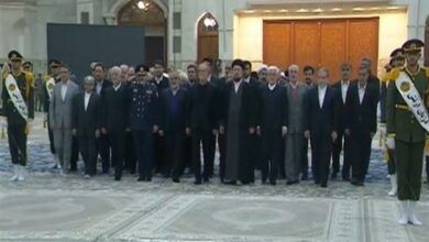 اعضای هیئت دولت با آرمانهای امام(ره) تجدید میثاق کردند