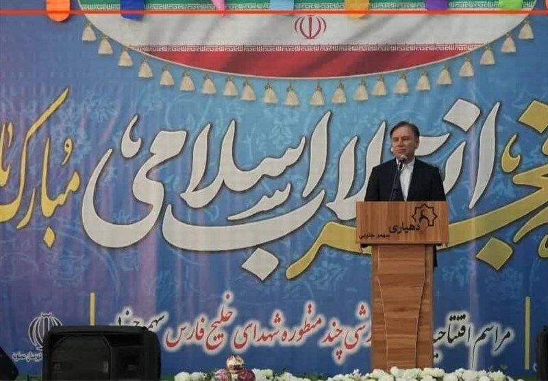 افتتاح یا اجرای 94 پروژه با سرمایه 54هزار میلیارد در عسلویه