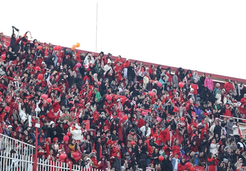 برتری پرگل تراکتور مقابل هوادار با حمایت پاسورها