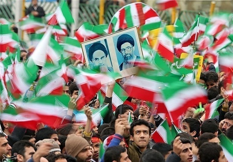 برگزاری جشن انقلاب با حضور 1357 دانشآموز استان مرکزی