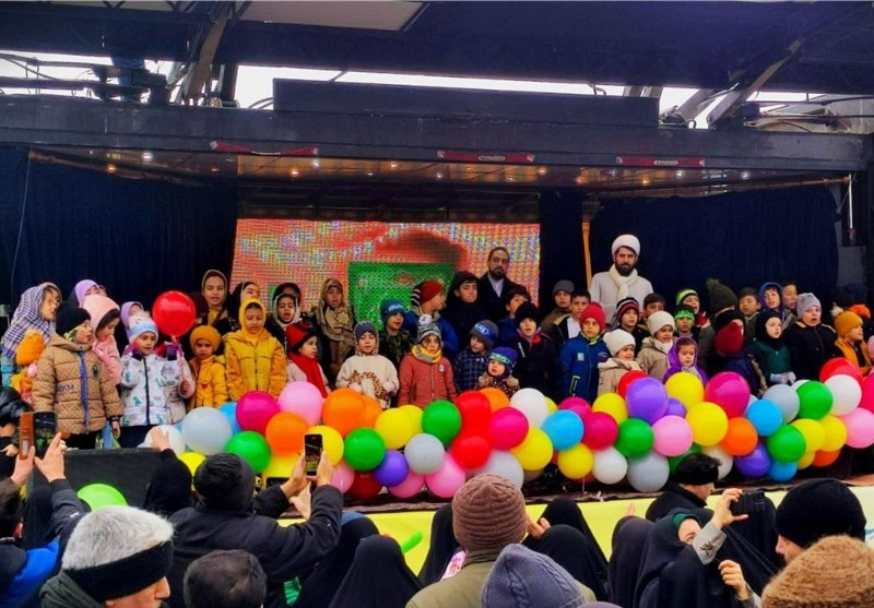 تجدید بیعت دهه نودیها با امام مهدی(عج) در نیمه شعبان+ فیلم