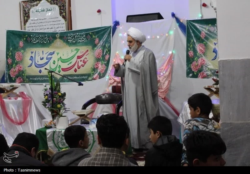 جشنهای مردمی انقلاب اسلامی در مساجد بجنورد+تصویر