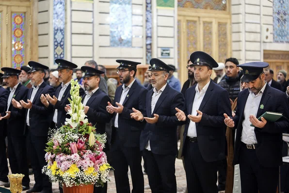 حال و هوای حرم حضرت معصومه(س) در میلاد امام حسین(ع)