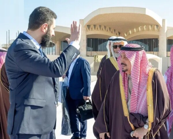 دفتر ریاست جمهوری ترکیه: الجولانی فردا به ترکیه سفر میکند