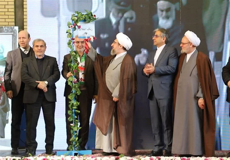 زنان ایرانی به بالاترین مراتب علمی با حجاب دست یافتهاند