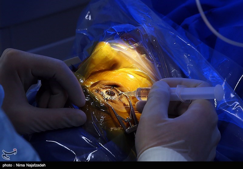 سپاه 120 کردستانی نیازمند را از نابینایی نجات داد+فیلم