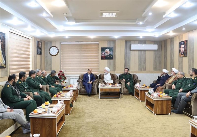 سپاه پاسداران بازوی قدرتمند انقلاب در بحرانهاست