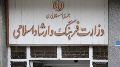 سیاسیکاری در حوزه فرهنگ و هنر ممنوع است