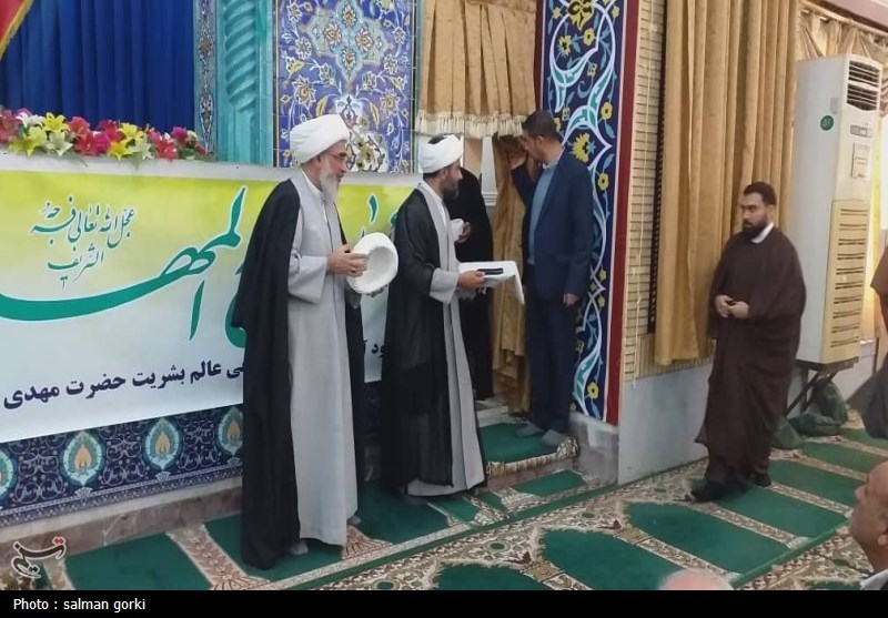 عمامهگذاری طلاب بوشهری در نیمه شعبان