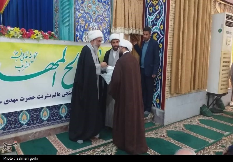 عمامهگذاری طلاب بوشهری در نیمه شعبان