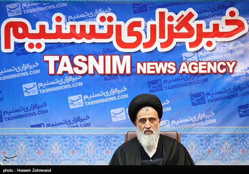 مدرسییزدی: سازش با دشمن هرگز موجب پیشرفت کشور نمیشود