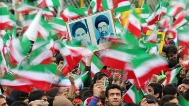 هوای سرد هم مانع حضور گرم ایلامیان در راهپیمایی 22 بهمن نشد