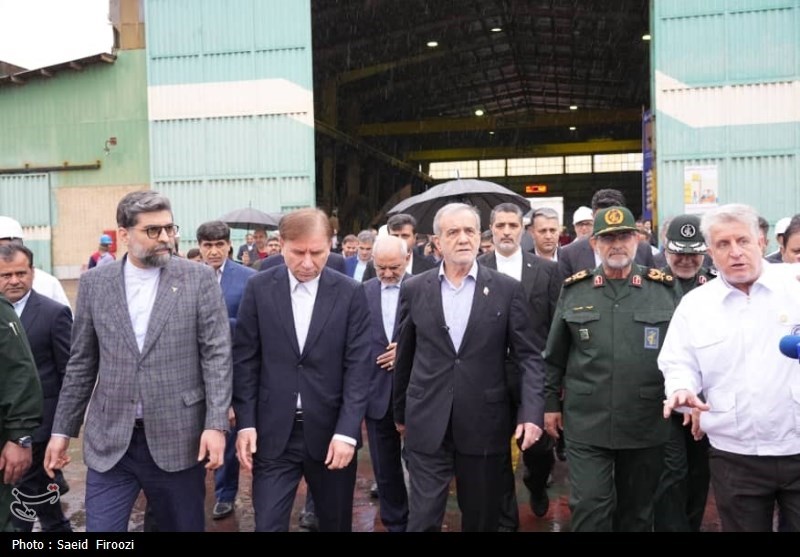 پزشکیان به کشتیسازی رفت/ 10 شناور به آب انداخته شد+ تصاویر